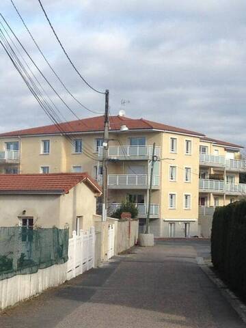Rent Apartment 3 rooms 75 m² Andrézieux-Bouthéon 42160