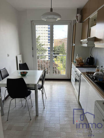 Vente Appartement 3 pièces 78.64 m² Saint-Étienne 42000