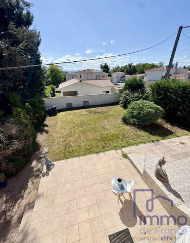 Sale House villa 4 rooms 109 m² Veauche 42340