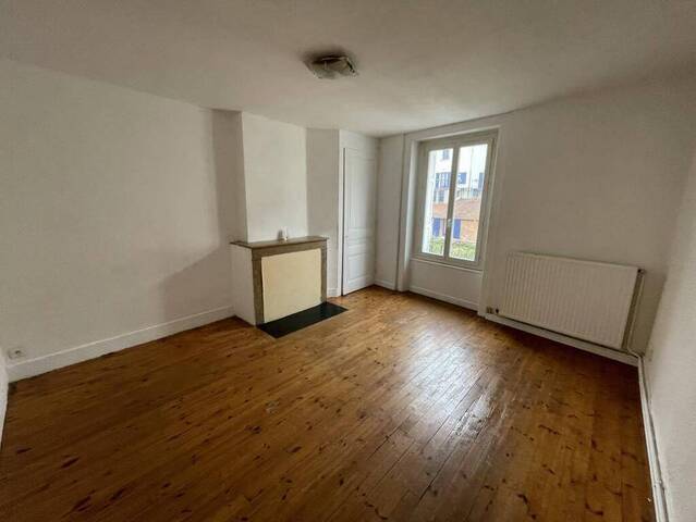 Location Appartement t1 38 m² Saint-Étienne 42000 MONTAUD