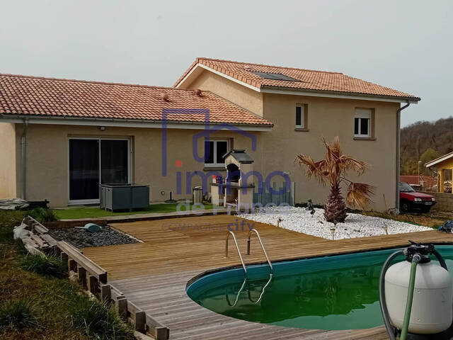 Sale House villa 4 rooms 100 m² Meyssiès 38440