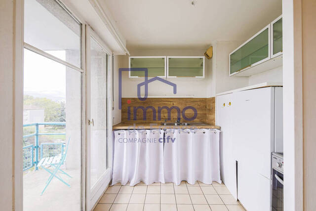 Sale Apartment 2 rooms 46.39 m² Grenoble 38000