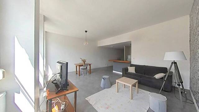 Rent Apartment 2 rooms 74 m² Saint-Étienne 42000 DORIAN