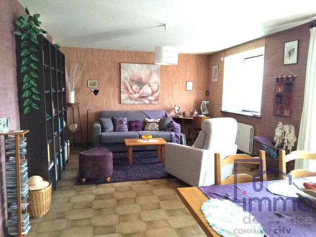 Sale House 3 rooms 99.42 m² Saint-Vidal 43320