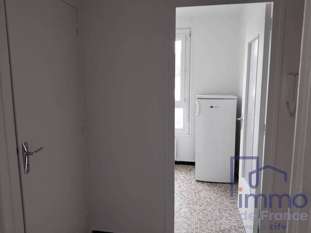 Sale Apartment 1 room 31.47 m² Saint-Étienne 42000