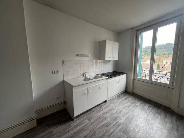 Rent Apartment 3 rooms 60 m² Vorey 43800
