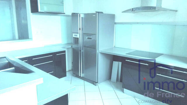 Sale Apartment 4 rooms 86.6 m² Saint-Étienne 42000
