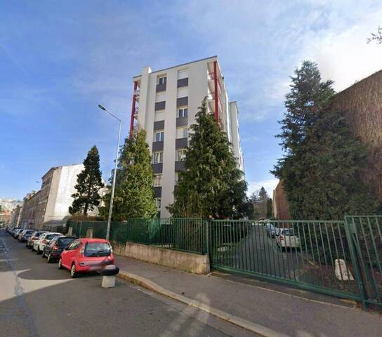 Location Appartement t4 81 m² Saint-Étienne 42000