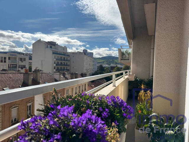 Sale Apartment 5 rooms 114 m² Saint-Étienne 42000