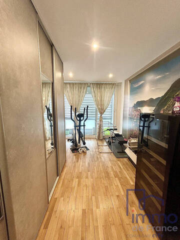 Sale Apartment 3 rooms 75 m² Saint-Étienne 42000