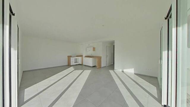 Rent Apartment 3 rooms 72 m² Saint-Étienne 42000