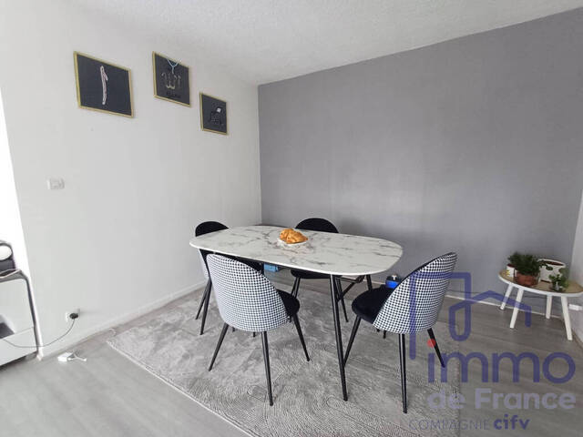 Sale Apartment 5 rooms 87 m² Andrézieux-Bouthéon 42160