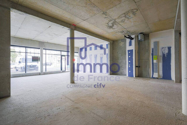 Vente Local commercial 177 m² Voiron 38500