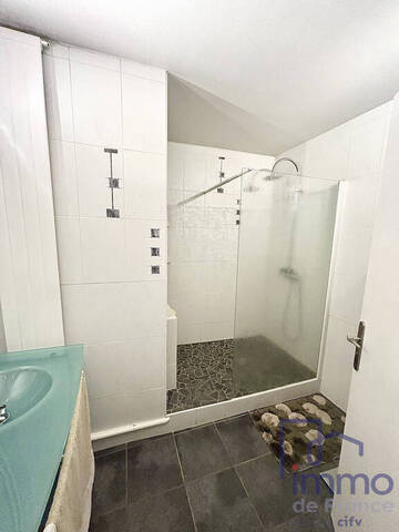 Sale Apartment 4 rooms 95 m² Saint-Étienne 42000