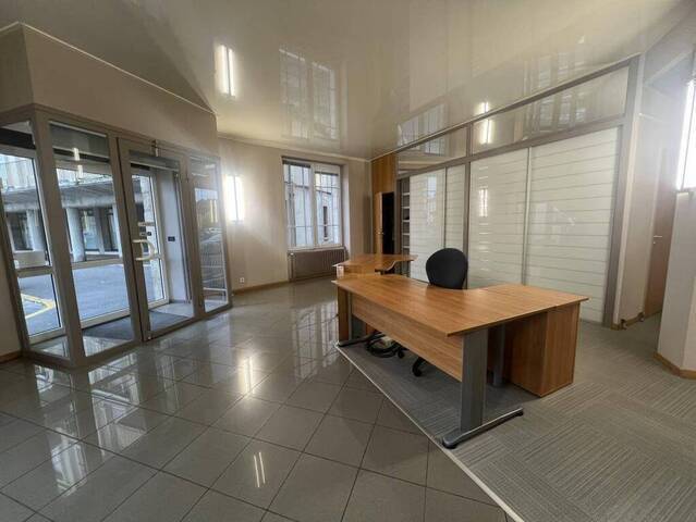 Location Local d'activité Le Puy-en-Velay 43000