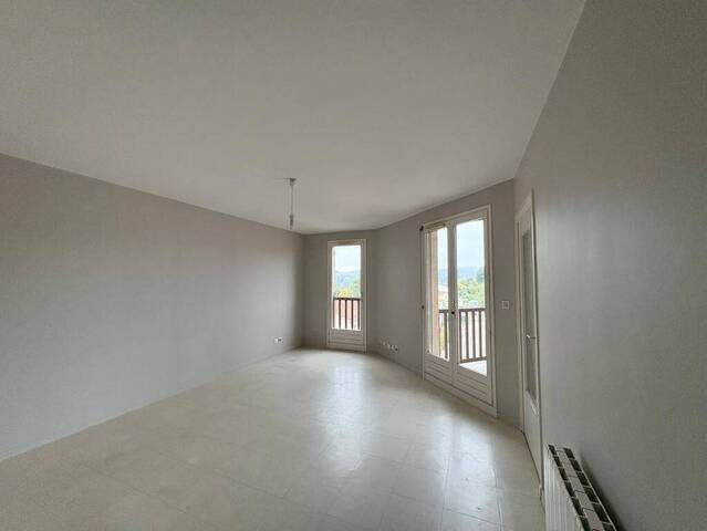 Location Appartement t4 95 m² Saint-Symphorien-sur-Coise 69590