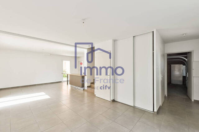 Vente Maison 5 pièces 111 m² Sainte-Consorce 69280