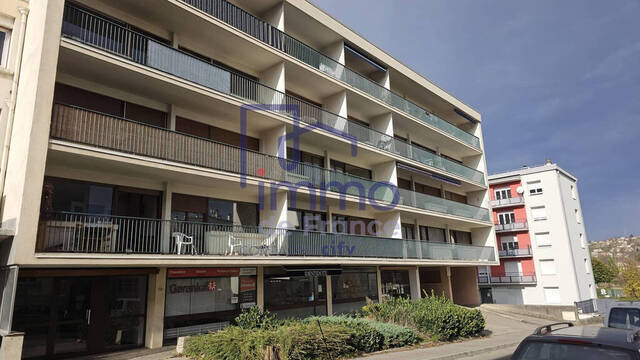 Vente Appartement 5 pièces 107 m² Bourgoin-Jallieu 38300