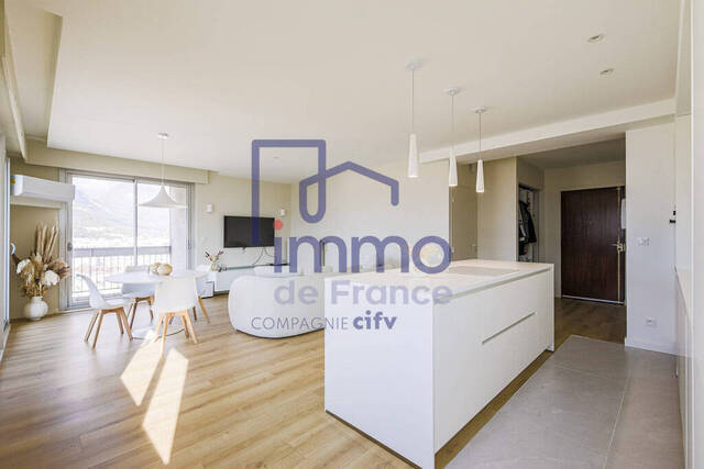 Vente Appartement 3 pièces 75 m² Grenoble 38000