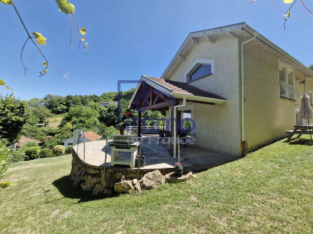 Vente Maison villa 6 pièces 168 m² Bourgoin-Jallieu 38300