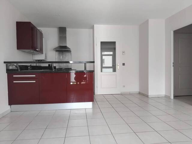 Rent Apartment 3 rooms 58 m² Grenoble 38000 Europôle