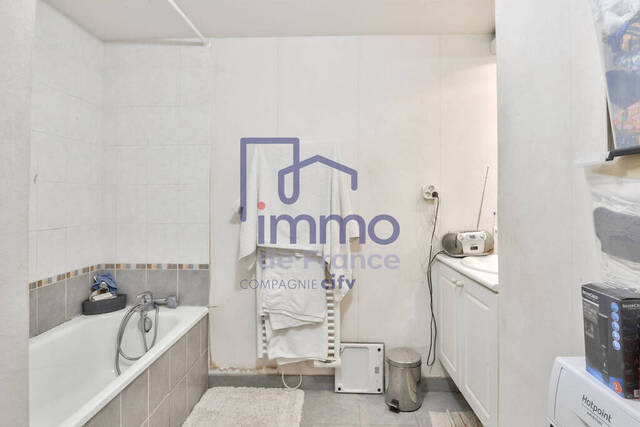 Sale Apartment 2 rooms 42.33 m² Lyon 7e Arrondissement 69007