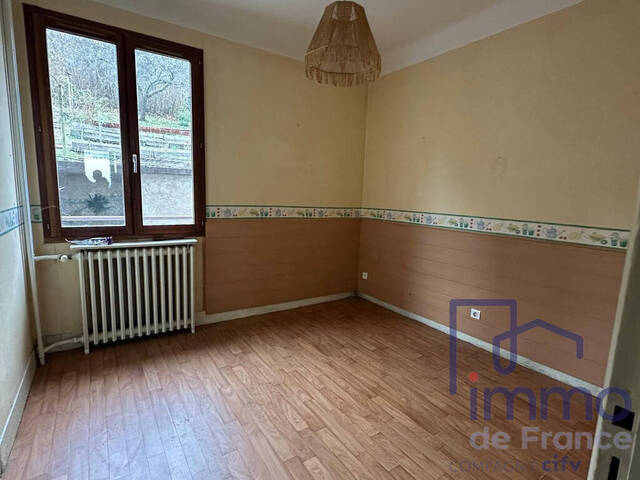 Vente Maison ancienne 7 pièces 160 m² Saint-Genest-Lerpt 42530