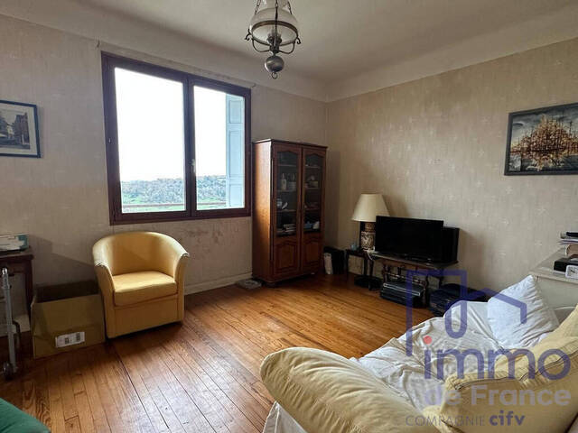 Vente Maison ancienne 7 pièces 160 m² Saint-Genest-Lerpt 42530