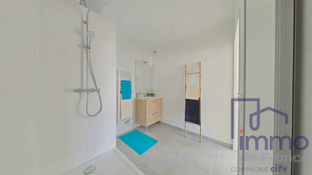 Sale Apartment 4 rooms 84.83 m² Saint-Étienne 42000