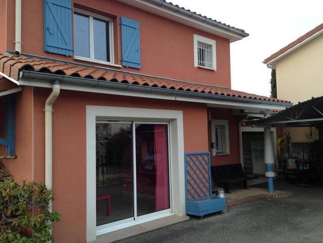 Location Maison pavillon 4 pièces 95 m² Sury-le-Comtal 42450
