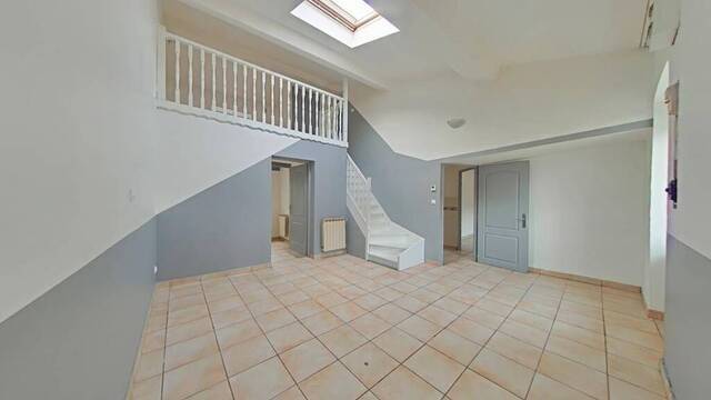 Rent Apartment 4 rooms 74 m² Rive-de-Gier 42800