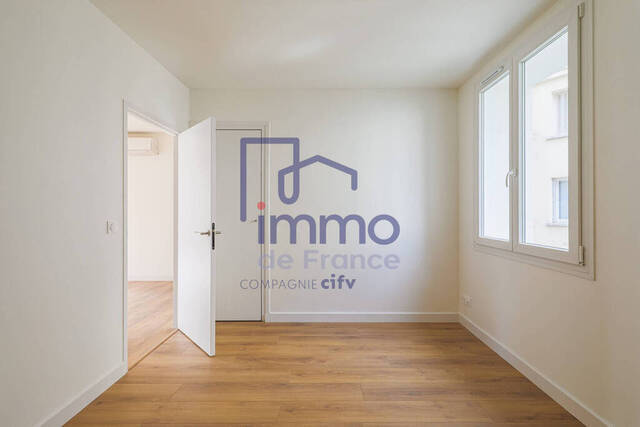 Sale Apartment 4 rooms 82.47 m² Grenoble 38000