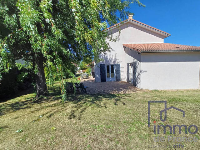 Vente Maison villa 6 pièces 121 m² Veauchette 42340