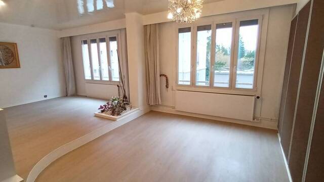 Location Appartement 3 pièces 68.09 m² Villeurbanne 69100
