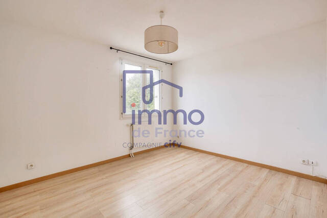 Vente Maison 5 pièces 106 m² L' Isle-d'Abeau 38080