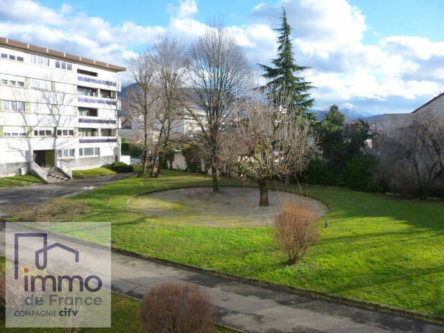Location Appartement t3 71 m² Grenoble 38000 LimiteSAINT MARTIN D'HERE