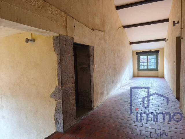 Vente Appartement 4 pièces 69.37 m² Saint-Marcellin-en-Forez 42680