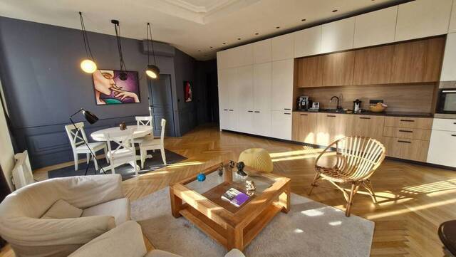 Location Appartement 2 pièces 52.69 m² Lyon 6e Arrondissement 69006