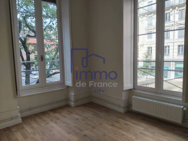 Vente Local commercial 4 pièces 56 m² Lyon 6e Arrondissement 69006