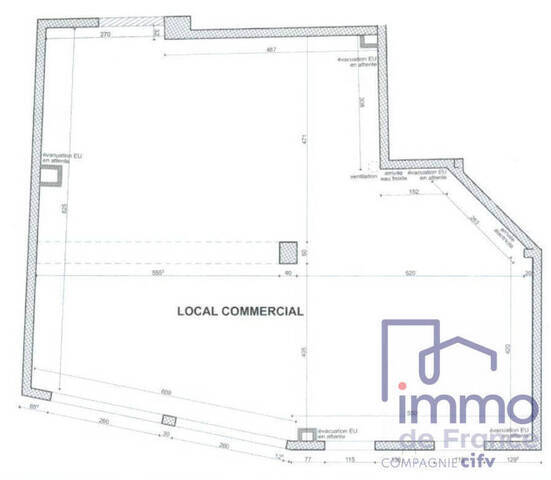 Vente Local commercial 90.24 m² L' Étrat 42580