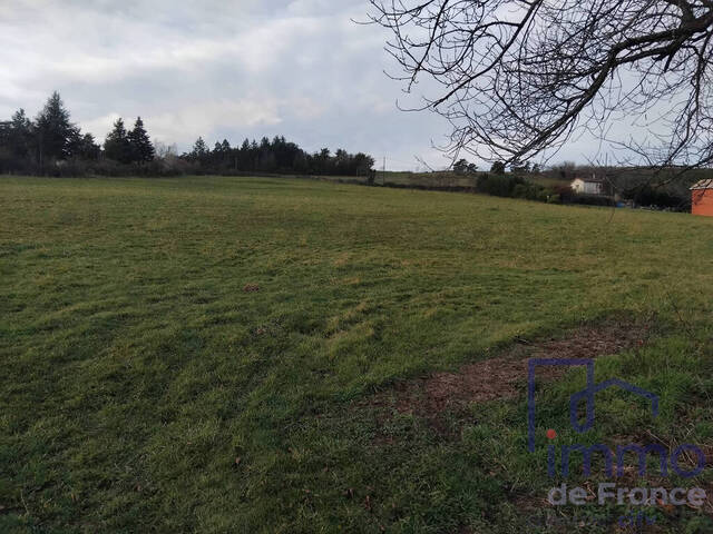 Vente Terrain constructible 2929 m² Montbrison 42600