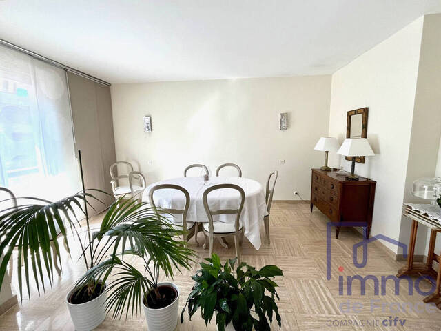 Vente Appartement 5 pièces 120 m² Saint-Étienne 42000