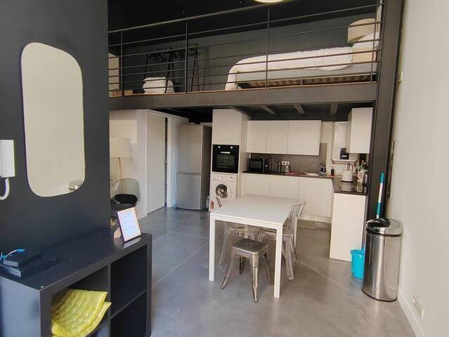 Location Appartement studio 1 pièce 34 m² Saint-Étienne 42000 BADOUILLERE