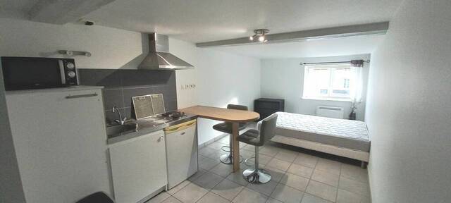 Location Appartement studio 1 pièce 19 m² Montbrison 42600 Centre ville