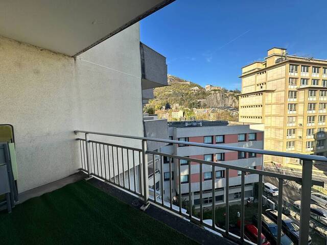 Location Appartement 1 piece 24.08 m² Grenoble 38000