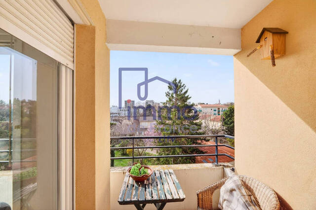 Vente Appartement 2 pièces 42 m² Saint-Genis-Laval 69230