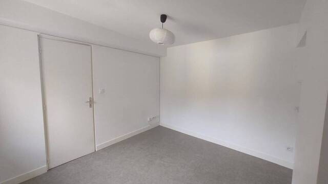 Location Appartement t1 26 m² Saint-Étienne 42000 HYPER CENTRE