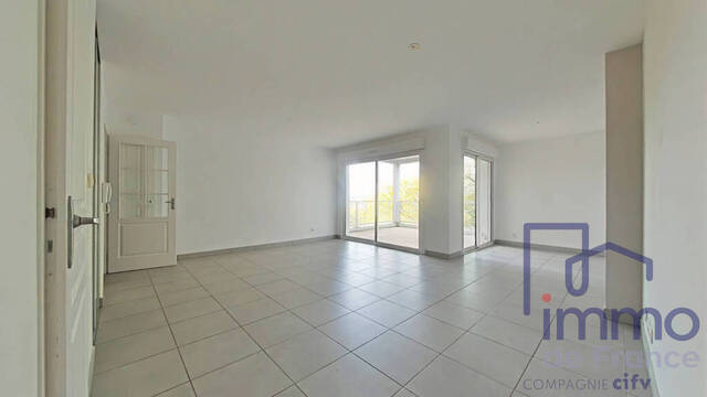 Vente Appartement 3 pièces 88 m² Saint-Genest-Lerpt 42530