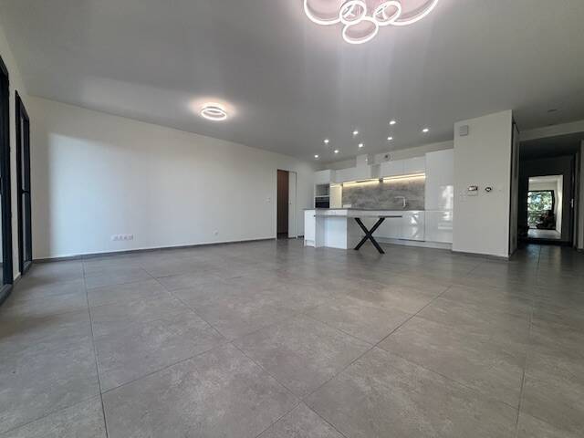 Location Appartement t4 99 m² Saint-Genest-Lerpt 42530