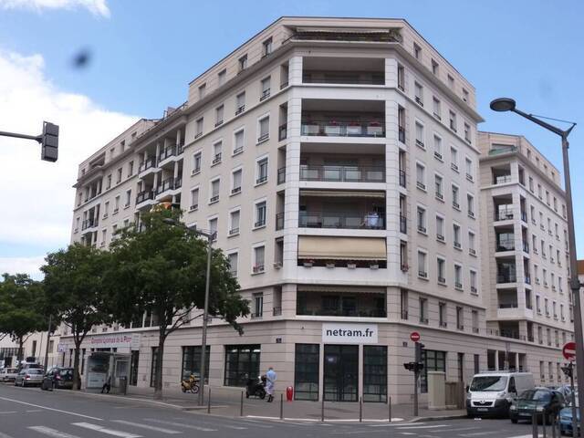 Location Appartement 3 pièces 70.85 m² Lyon 7e Arrondissement 69007